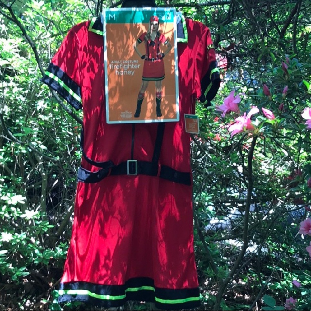 Firefighter Honey Women’s Costume M (8-10) Dress, Hat, Gloves, new no tags